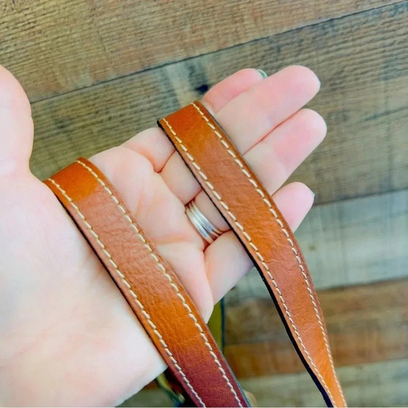 NWOT Patricia Nash Metallic Tooled Lace Poppy Top Zip Tote W Tassel - Picture 9 of 16